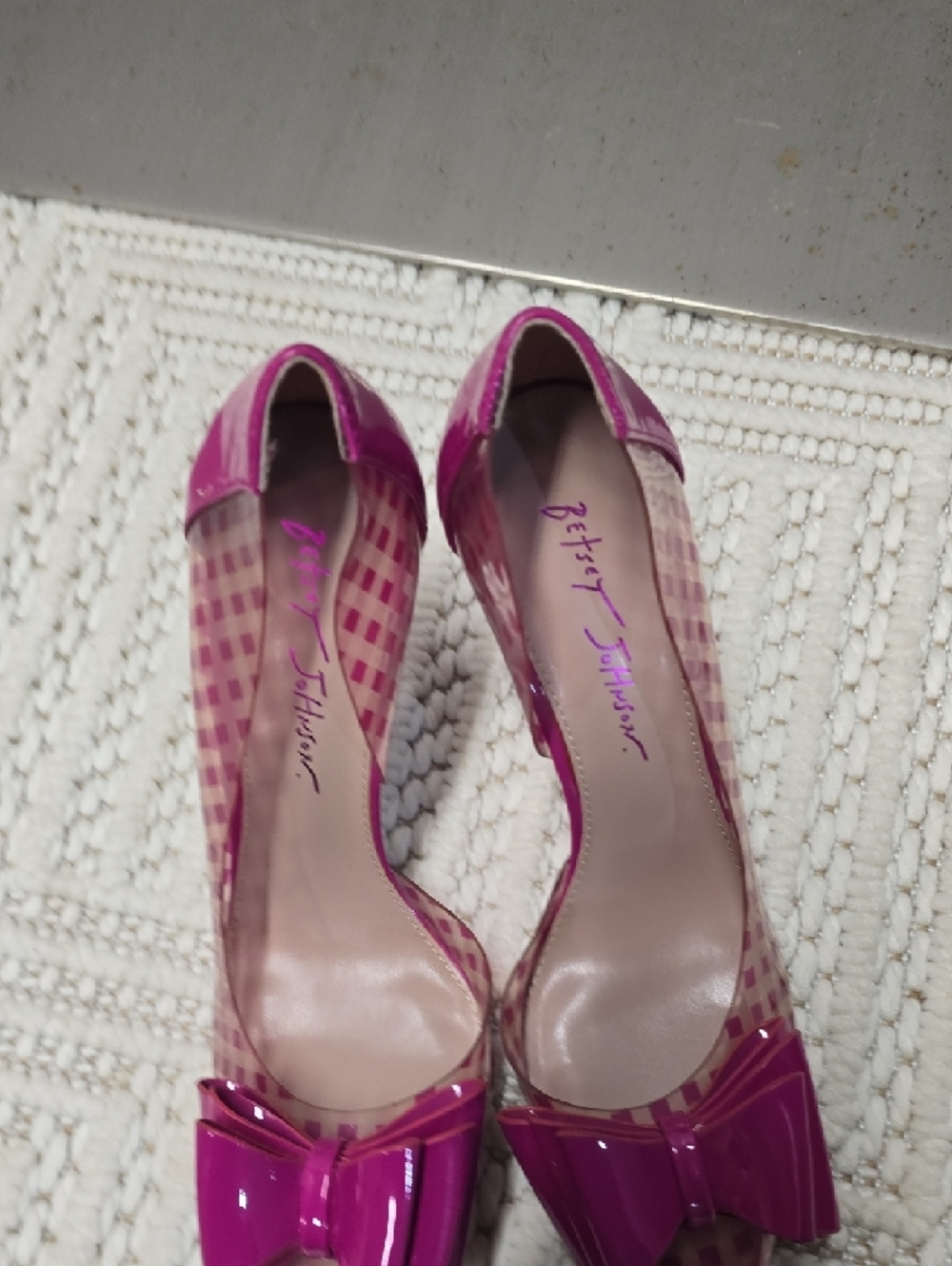 Betsey Johnson Pink Patent Bow Pointed-Toe Stiletto Pumps - Picture 8 of 12